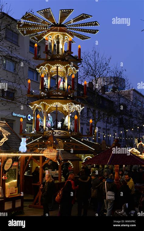 Christmas market in Offenbach, Germany Stock Photo - Alamy