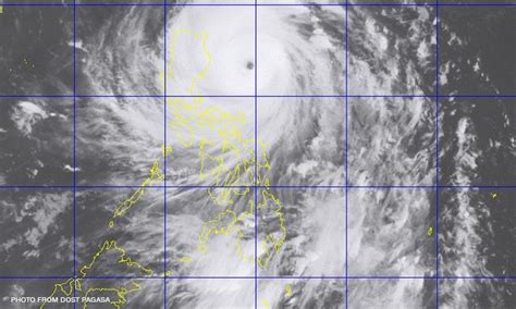 Super typhoon Lawin: "Delubyo, hindi nalalayo sa Yolanda" - PAGASA ~ Marinduque Rising