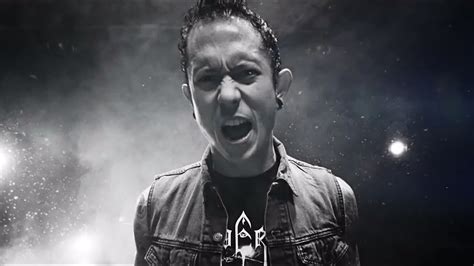 Trivium - Strife [OFFICIAL VIDEO] - YouTube