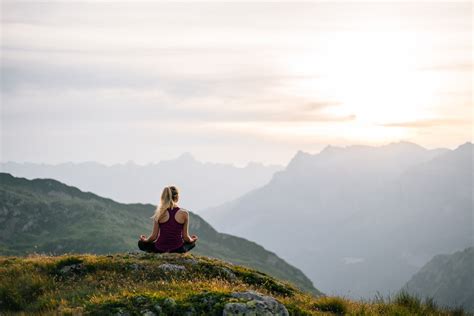 The 7 Best Meditation Retreats of 2022