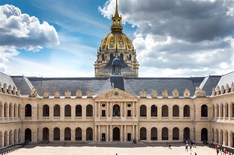 Skip the Line: Paris Army Museum and Tomb of Napoleon 2024