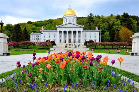 Vermont State House Building in Montpelier, Vermont - Encircle Photos