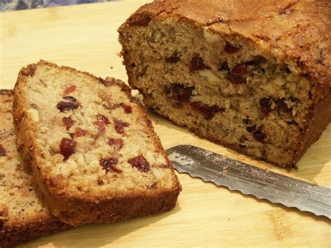 Moveable Feasts: Damson Plum Cake