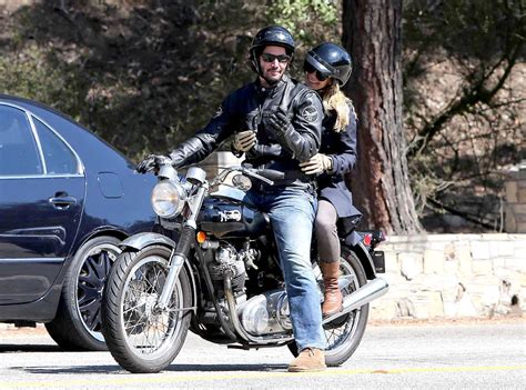 Keanu Gives Mystery Blonde a Ride on His Bike - E! Online - UK