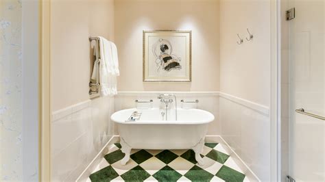 Luxury Suites and Rooms in Central London | The Savoy