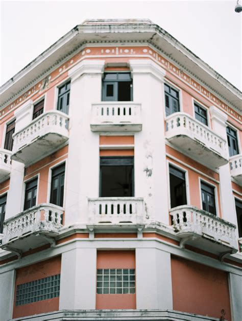 Orange and White Apartments in Puerto Rico - Entouriste