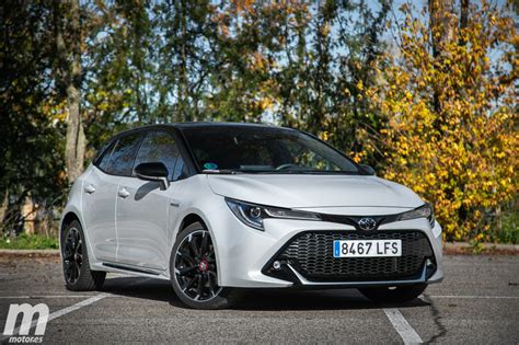 Prueba Toyota Corolla GR-Sport, híbrido con credenciales deportivas