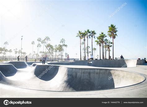 Venice beach skatepark — Stock Photo © oneinchpunch #144442779