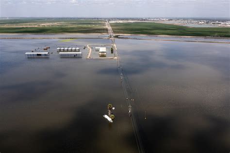 The Flooding in California and Tulare Lake Isn’t Entirely Bad News ...