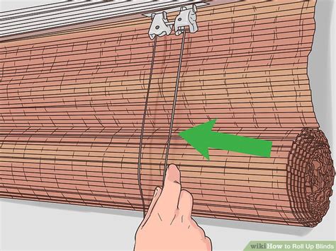 3 Ways to Roll Up Blinds - wikiHow