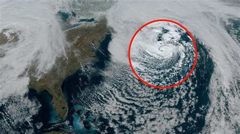 National Hurricane Center tracking rare wintertime disturbance over North Atlantic Ocean | FOX ...