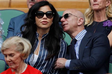 Jeff Bezos' Girlfriend Lauren Sanchez: 5 Fast Facts