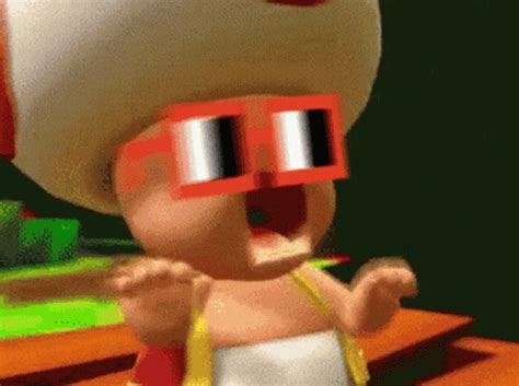 Toad Screaming GIF - TOAD SCREAMING RUNNING - Discover & Share GIFs