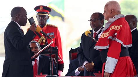 Tanzania swears in new president – DW – 11/05/2015