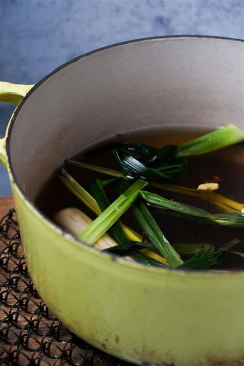 Bandrek Recipe (Sundanese Spiced Herbal Tea)