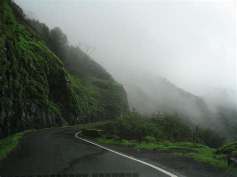 Clouds in Ambenali ghat (Mahabaleshwar) | Ankur Panchbudhe | Flickr