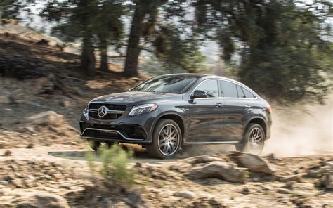 Comparison - Mercedes-Benz GLE-Class Coupe AMG GLE 63 S 2019 - vs - BMW ...