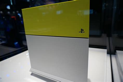 Check Out New PS4 Hardware Colors and Designs From TGS 2015 - GameSpot