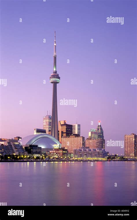 Toronto, Canada, skyline at night. CN Tower Stock Photo - Alamy