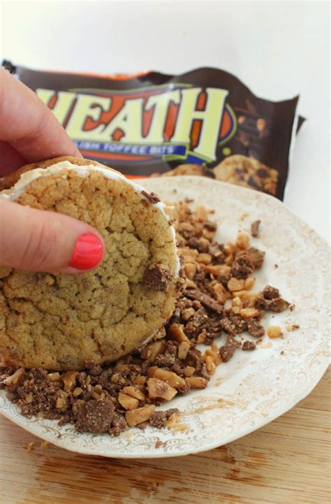 Recipe: Heath Bar Ice Cream Sandwiches. | Food crush, Yummy food, Icecream bar