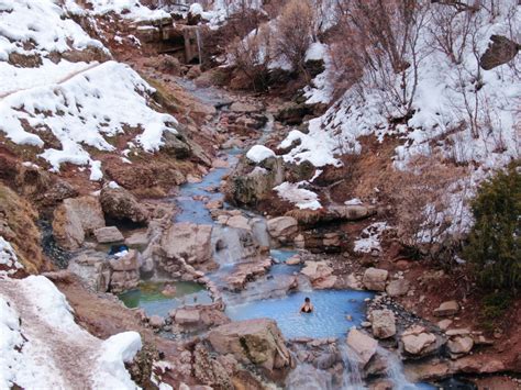 8 Best Natural Hot Springs in Utah to Visit On Your Next Trip