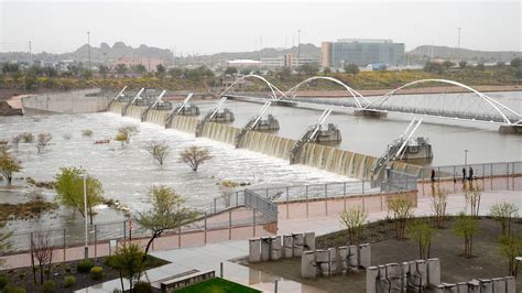 Tempe Town Lake reopens boating activities