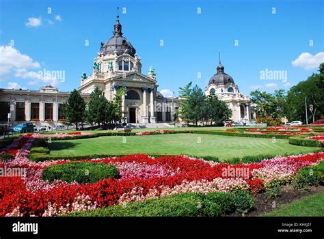 Szechenyi thermal bath Stock Photo - Alamy