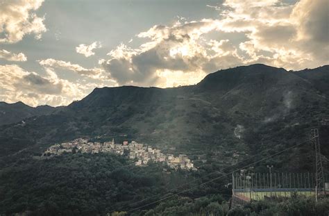 GUIDED CYCLING IN SICILY | FROM THE SEA TO THE TOP OF ETNA