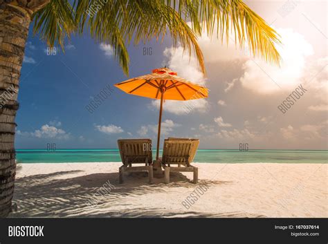 Tranquil Beach Scene. Image & Photo (Free Trial) | Bigstock