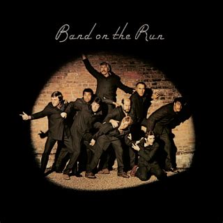 'Band on the Run' studio album by Paul McCartney & Wings debuts at #33 in USA 50 years ago # ...