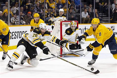 Jeremy Swayman Makes 29 saves, Bruins Blank Predators 5-0