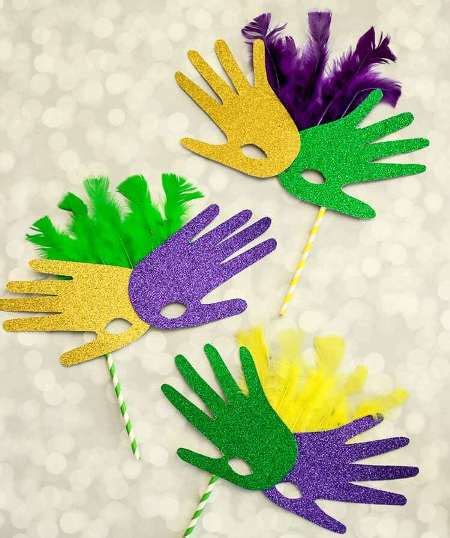 20 Magnificent Mardi Gras Crafts for Kids