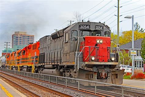 CN Freight Trains: Show Of Gratitude To Mike Armstrong (Coasterfan2105)