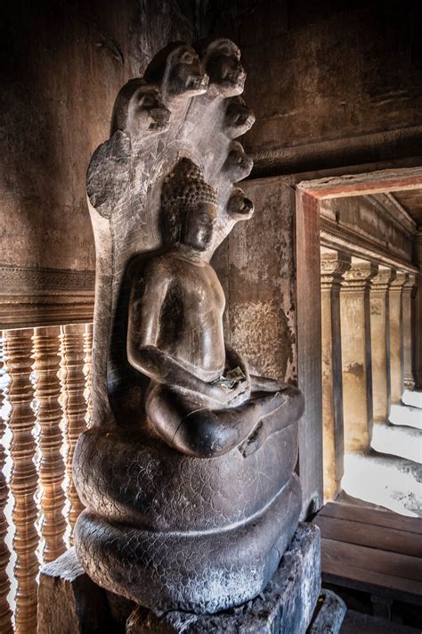 Angkor Wat Vishnu Statue - My Ticklefeet