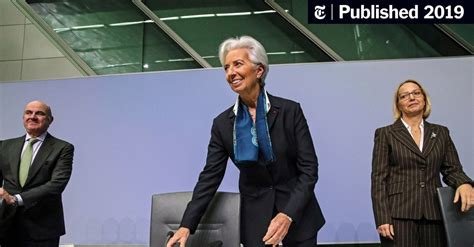 Christine Lagarde Begins to Chart a Course at the E.C.B. - The New York Times