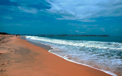 Alappuzha Beach. Alappuzha Beach is one of the most… | by Aquabliss Resort Alleppey | Medium