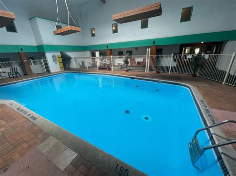 Best Value Inn & Suites Parry Sound - UPDATED 2024 Prices, Reviews & Photos