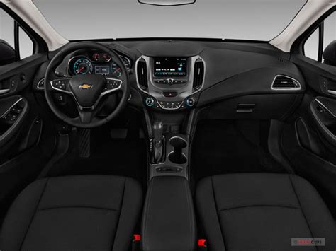 2016 Chevrolet Cruze: 64 Interior Photos | U.S. News