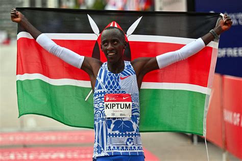 Kelvin Kiptum, recordman du monde du marathon, tué dans un accident de la route au Kenya