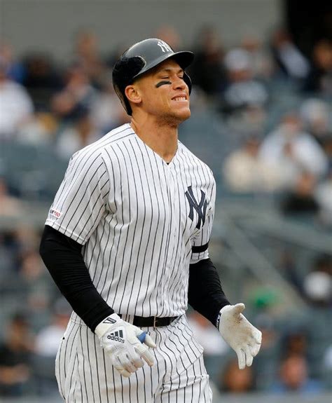 In Yankees’ Win, Bad News: Aaron Judge Leaves With an Oblique Injury ...