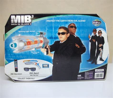 MIB 3 De-Atomizer Alien Blaster Gun series 1 men in black movie light sound new mib3 CDI Toys 2012