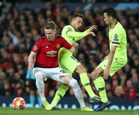 Barcelona vs Man Utd Live Stream: Watch the Champions League online