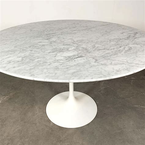 Vintage Marble Tulip Table by Eero Saarinen for Knoll, 1970 - Design Market