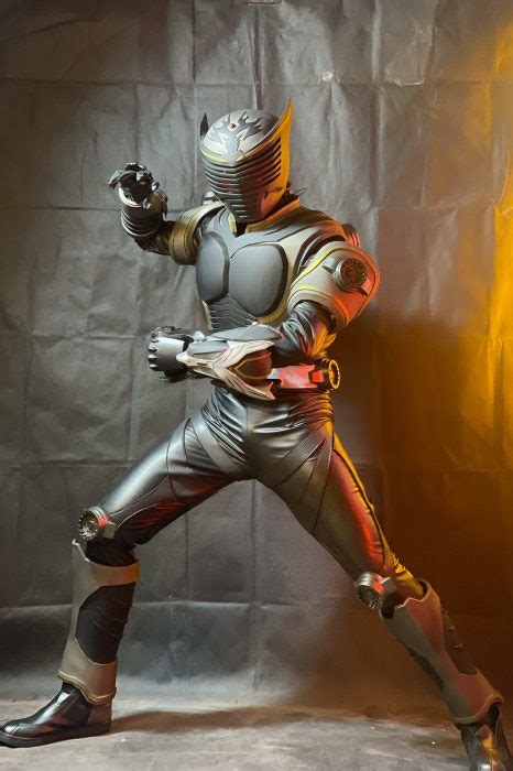 Kamen Rider Ryuga Cosplay Costume – Transform Studio