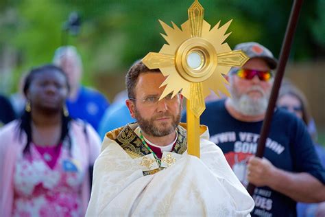 OSV pledges $1 million to support the national Eucharistic revival