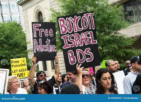 Boycott Israel BDS and Free Palestine Protest Signs Editorial Image ...