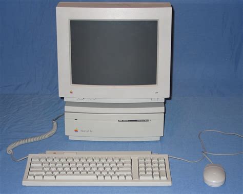 Apple Macintosh IIsi - computers.popcorn.cx