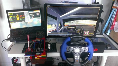 Sixteen Year Old Sim Racer and his Racing Rig - Inside Sim Racing