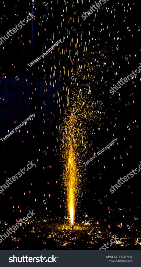 5 Gold Anar Images, Stock Photos & Vectors | Shutterstock