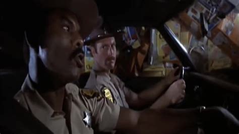 THE BLUES BROTHERS - Mall Car Chase > Best Police-Car Chase Scene EVER!